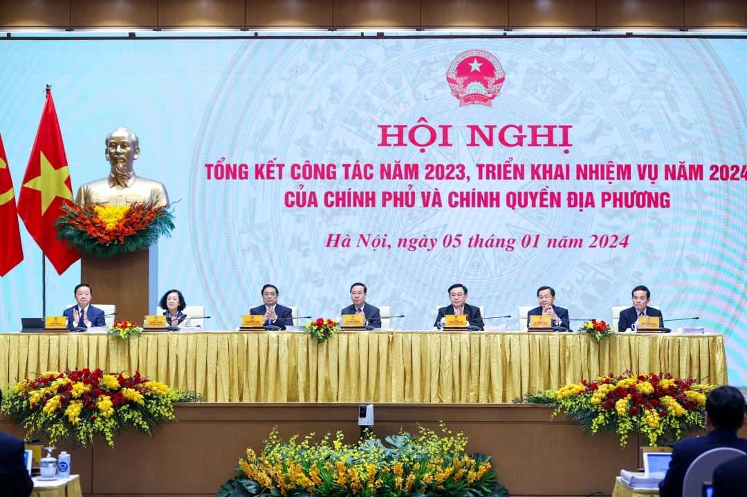 Chính phủ tổ chức Hội nghị tổng kết công tác năm 2023 và triển khai nhiệm vụ năm 2024