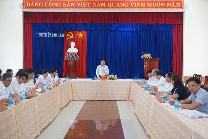 Kiểm tra công tác chuẩn bị Đại hội Đảng bộ huyện Cam Lâm lần thứ IV