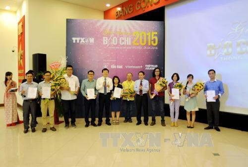 56 tác phẩm xuất sắc đoạt Giải báo chí TTXVN 2015