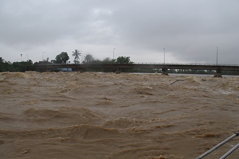 Nước sông Cái Nha Trang lên lại, cảnh báo lũ quét