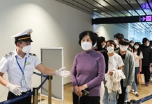 Hướng dẫn tạm thời các biện pháp phòng chống dịch đối với người nhập cảnh qua Cảng Hàng không quốc tế Cam Ranh