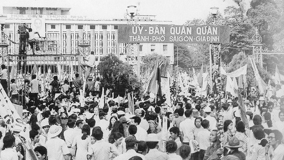 Phát huy chủ nghĩa anh hùng cách mạng Việt Nam trong thời kỳ mới