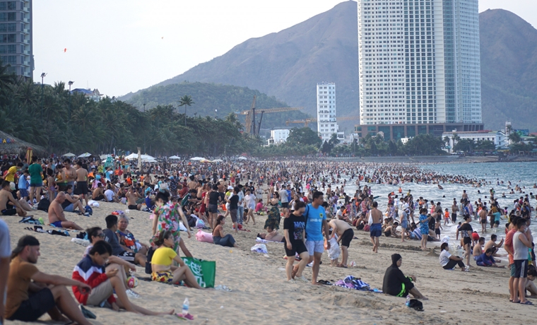 Khánh Hòa: Đón hơn 262.000 lượt khách lưu trú trong đợt lễ 30-4 và 1-5