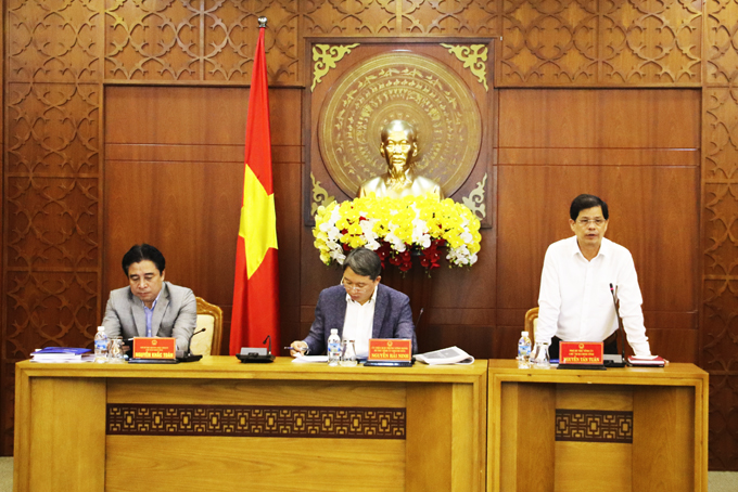 Thường trực Tỉnh ủy Khánh Hòa nghe báo cáo tình hình đề xuất đầu tư tại Khu Kinh tế Vân Phong