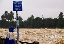 Nước sông Cái lên nhanh, nhiều xã ngoại thành Nha Trang bị ngập nặng