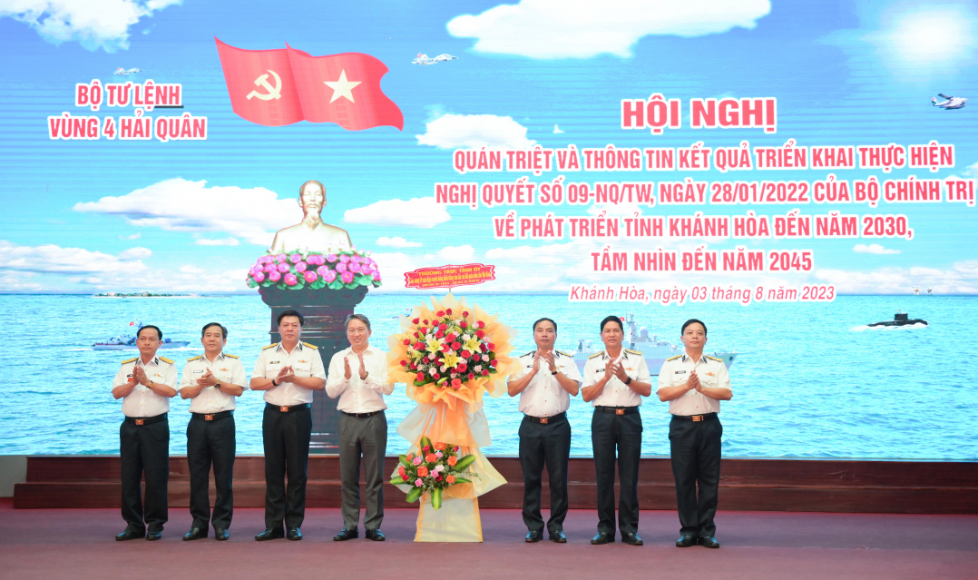 Bí thư Tỉnh ủy Nguyễn Hải Ninh:  Quán triệt và thông tin kết quả triển khai thực hiện Nghị quyết 09 đến cán bộ, đảng viên Vùng 4 Hải quân