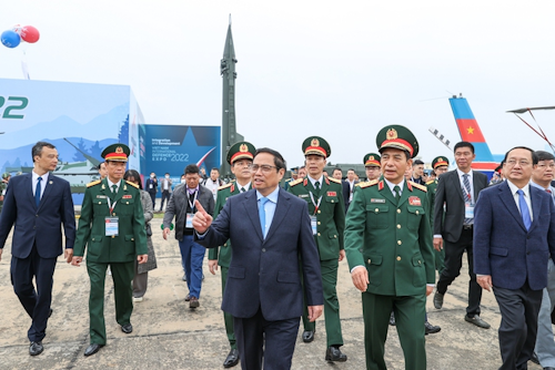 Kiên quyết đấu tranh bác bỏ luận điệu xuyên tạc chính sách quốc phòng “hòa bình và tự vệ” của Việt Nam