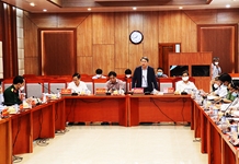 Thường trực Tỉnh ủy Khánh Hòa nghe dự thảo báo cáo quy hoạch tỉnh