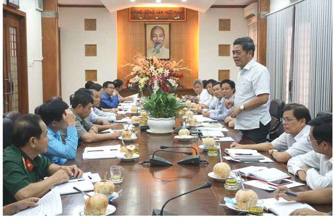 Thường trực Tỉnh ủy Khánh Hòa: Giao ban quý II với các huyện, thị, thành ủy và 2 đảng ủy khối