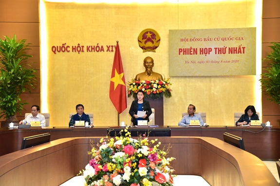 Chủ tịch Quốc hội Nguyễn Thị Kim Ngân chủ trì Phiên họp thứ nhất Hội đồng Bầu cử Quốc gia