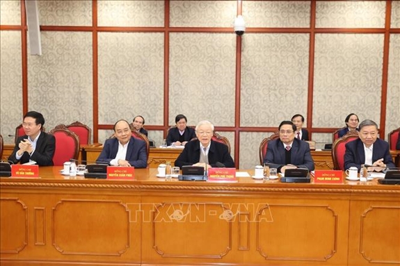 Bộ Chính trị, Ban Bí thư khóa XIII họp phiên đầu tiên