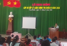 Cam Ranh: Khai giảng lớp Sơ cấp lý luận chính trị khóa VI 