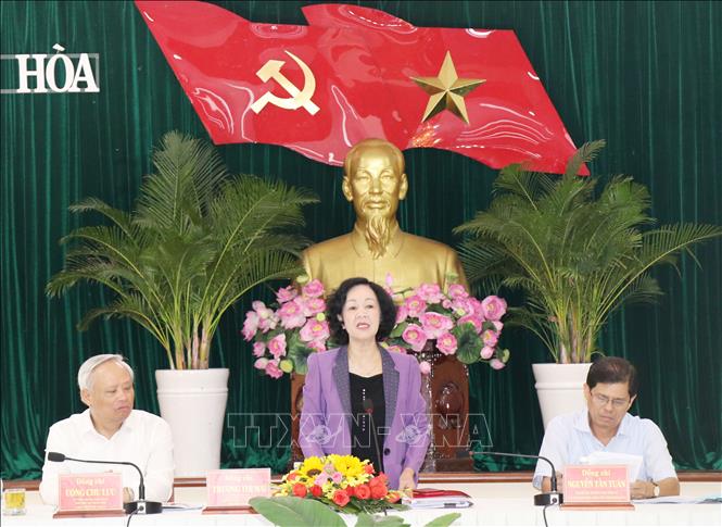 Đoàn công tác Tiểu ban Văn kiện Đại hội XIII làm việc tại Khánh Hòa