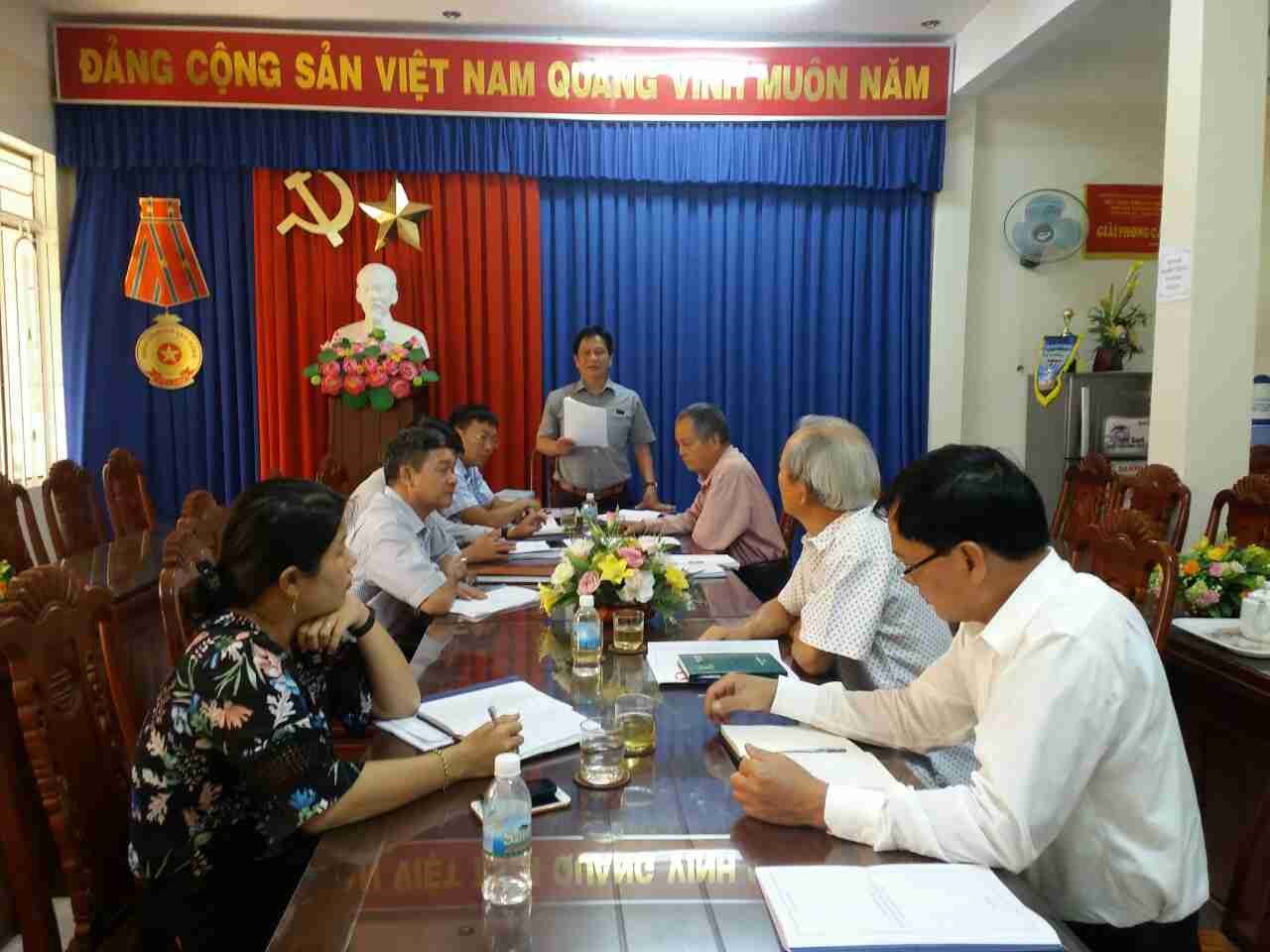 Thẩm định đề cương chi tiết  lịch sử Đảng bộ Đảng Cộng sản Việt Nam  huyện Vạn Ninh giai đoạn 1975  - 2015