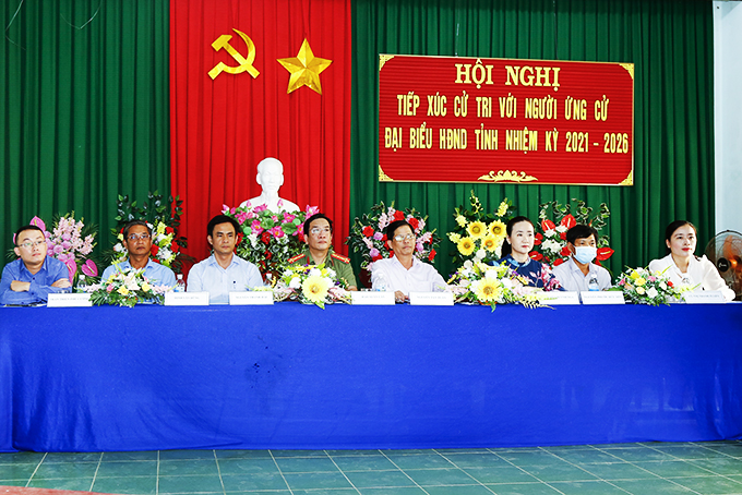 Ứng cử viên đại biểu Quốc hội và HĐND tỉnh Khánh Hòa tiếp xúc cử tri tại các địa phương