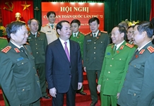Chủ tịch nước Trần Đại Quang thăm, nói chuyện với các đại biểu dự Hội nghị Công an toàn quốc