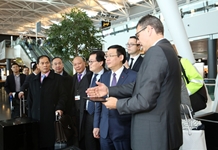 Phó Thủ tướng Vương Đình Huệ thăm Tập đoàn Zurich Airport