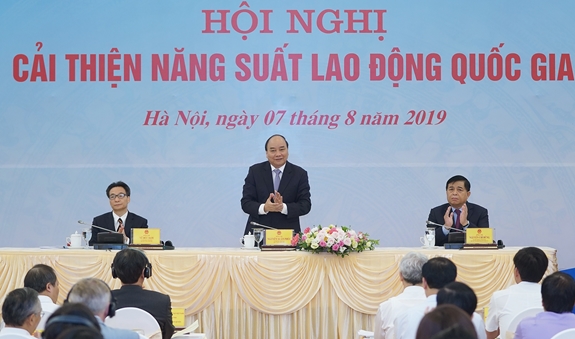 Thủ tướng Chính phủ Nguyễn Xuân Phúc chủ trì Hội nghị Cải thiện năng suất lao động quốc gia
