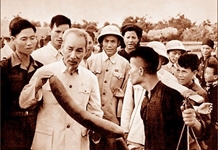 Chủ tịch Hồ Chí Minh với phong trào thi đua yêu nước
