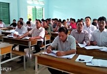 Huyện ủy Khánh Vĩnh: Mở lớp bồi dưỡng nghiệp vụ công tác kiểm tra, giám sát của Đảng năm 2017.