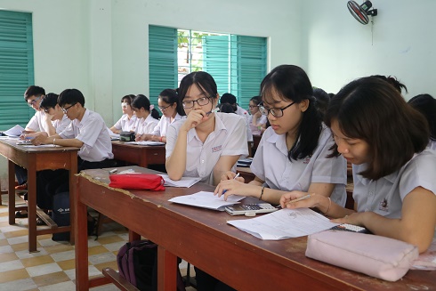 Ngày 17-2, học sinh Khánh Hòa đi học trở lại sau Tết, văn bản nghỉ học là giả mạo