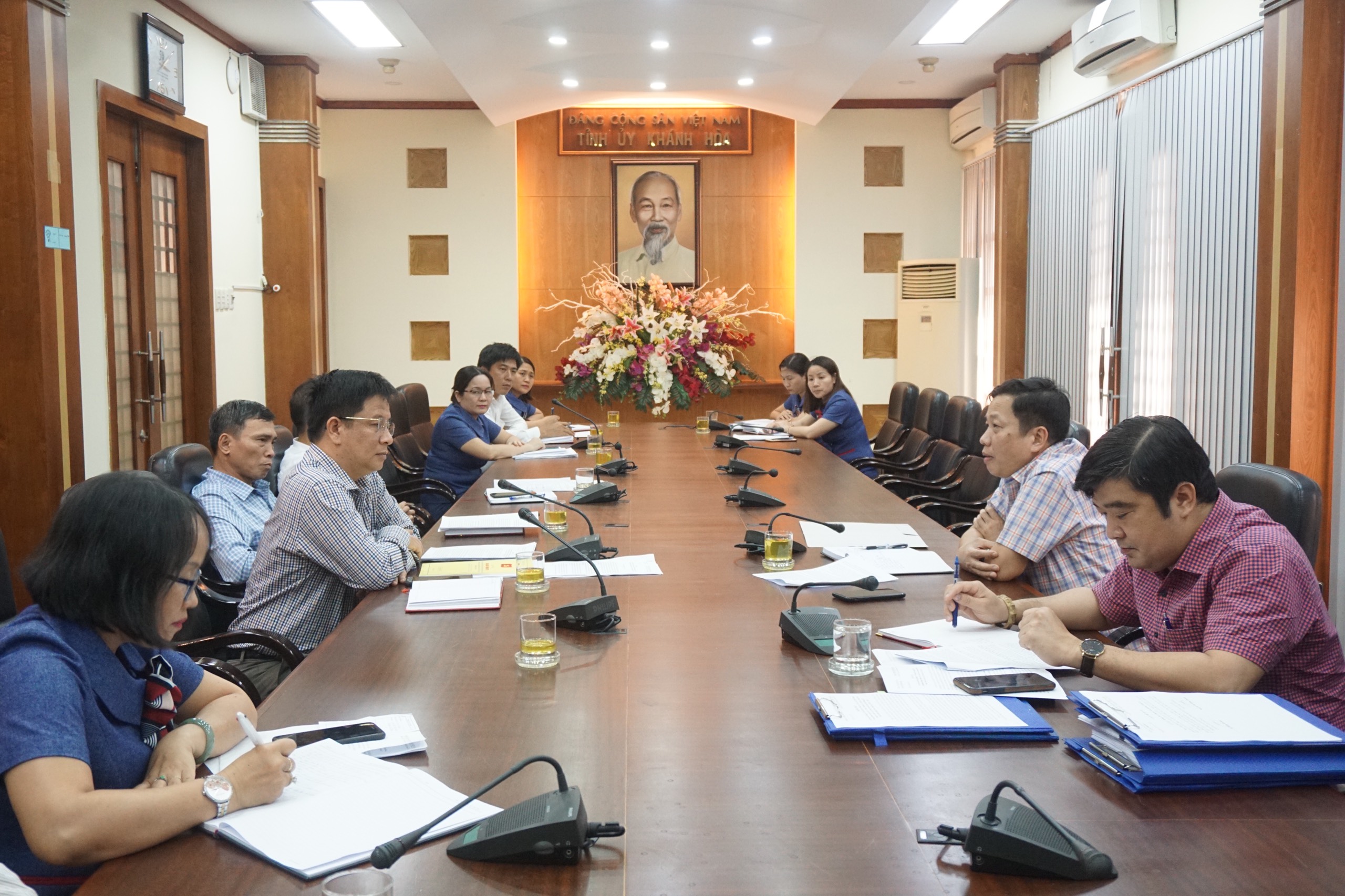 Thường trực Tỉnh ủy Khánh Hòa làm việc với Ban Tuyên giáo Tỉnh ủy 