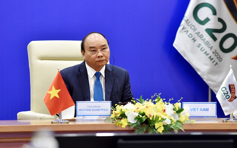 Thủ tướng Nguyễn Xuân Phúc tham dự Hội nghị cấp cao G20 trực tuyến