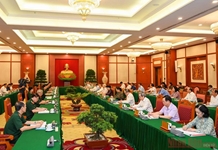Bộ Chính trị làm việc về chuẩn bị Đại hội các đảng bộ trực thuộc Trung ương nhiệm kỳ 2020-2025