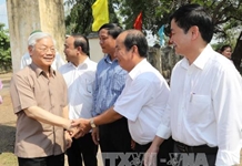 Tổng Bí thư Nguyễn Phú Trọng thăm xã đặc biệt khó khăn của tỉnh Gia Lai