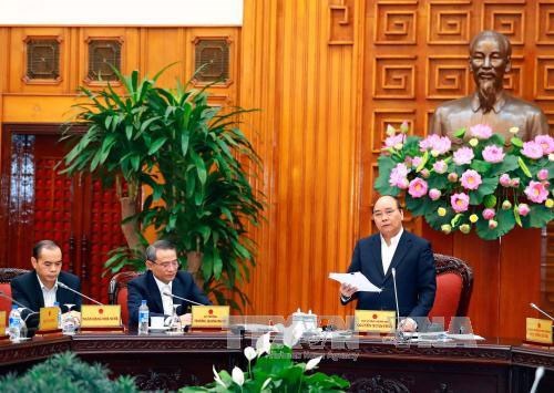 Thủ tướng Nguyễn Xuân Phúc: Đẩy mạnh xã hội hóa nguồn lực để thu hút đầu tư vào lĩnh vực giao thông vận tải