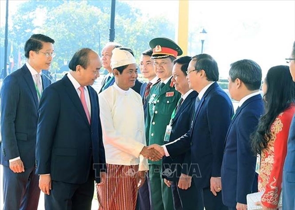 Tổng thống Myanmar chủ trì lễ đón chính thức Thủ tướng Chính phủ Nguyễn Xuân Phúc