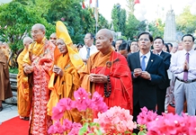Khánh Hòa long trọng tổ chức Đại lễ Phật đản