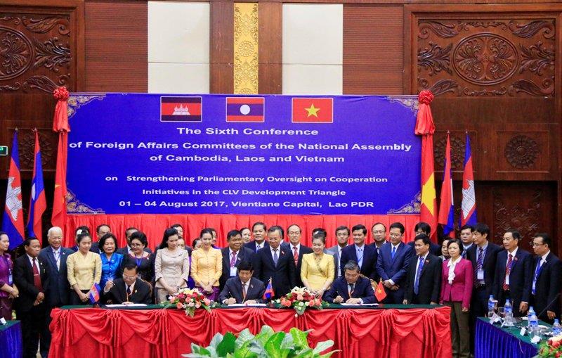 Bế mạc Hội nghị lần thứ sáu Ủy ban Đối ngoại Quốc hội ba nước Campuchia- Lào- Việt Nam