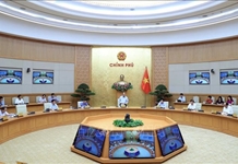 Thủ tướng Nguyễn Xuân Phúc chủ trì họp về phát triển vùng kinh tế trọng điểm