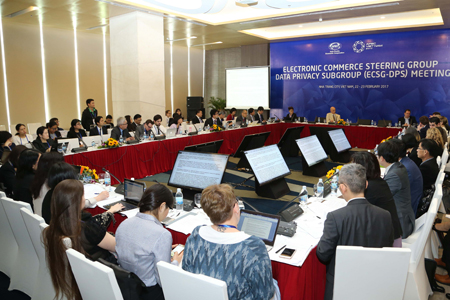7 ủy ban, nhóm công tác và diễn đàn APEC tiếp tục ngày làm việc thứ 5