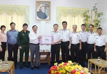 Bí thư Tỉnh ủy Khánh Hòa thăm các đơn vị quân đội đứng chân trên địa bàn