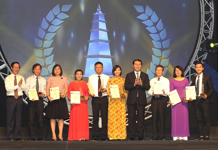 Mít-tinh trọng thể kỷ niệm 91 năm Ngày Báo chí Cách mạng Việt Nam và trao Giải Báo chí quốc gia lần thứ X - 2015
