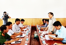 Bí thư Tỉnh ủy Nguyễn Khắc Định làm việc với các địa phương