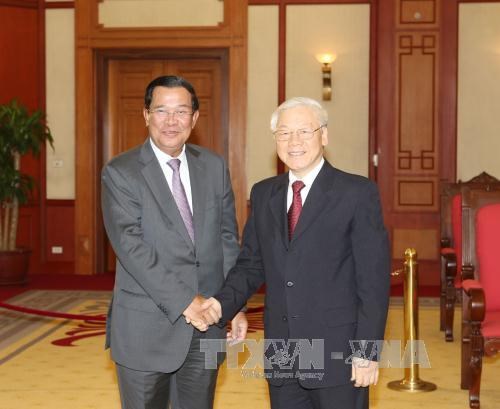Lãnh đạo Đảng, Nhà nước đón tiếp, hội đàm với Thủ tướng Vương quốc Campuchia Samdech Techo Hun Sen