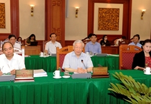 Bộ Chính trị làm việc với Ban Thường vụ Thành ủy TP Hồ Chí Minh