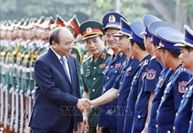 Thủ tướng làm việc với Bộ Tư lệnh Cảnh sát biển Việt Nam