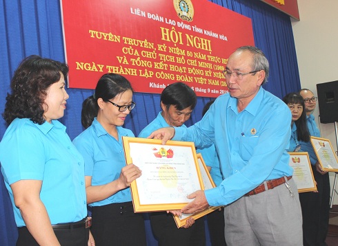 Liên đoàn Lao động tỉnh Khánh Hòa tuyên truyền, kỷ niệm 50 năm thực hiện Di chúc của Chủ tịch Hồ Chí Minh