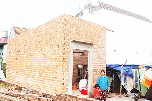 Vụ hoãn hỗ trợ xây nhà bị sập do bão ở Vạn Ninh: Đã bổ sung vào danh sách