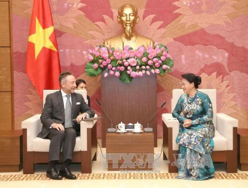 Chủ tịch Quốc hội Nguyễn Thị Kim Ngân tiếp Đại sứ Cộng hòa Séc và Đại sứ Na Uy
