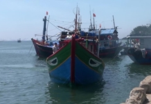 Yêu cầu Trung Quốc phối hợp giải quyết vụ ép tàu cá ở khu vực Hoàng Sa