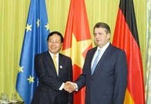 Phó Thủ tướng, Bộ trưởng Ngoại giao Phạm Bình Minh gặp Bộ trưởng Ngoại giao Đức Sigmar Gabriel
