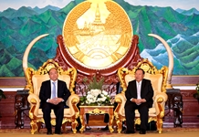 Thủ tướng Nguyễn Xuân Phúc hội kiến lãnh đạo cấp cao Đảng, Nhà nước Lào