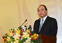 Thủ tướng Nguyễn Xuân Phúc lên đường thăm Nhật Bản