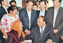 Thủ tướng Nguyễn Xuân Phúc thăm, chúc Tết tại miền trung