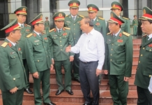 Thủ tướng Nguyễn Xuân Phúc thăm, làm việc tại Bộ tư lệnh Quân khu 4